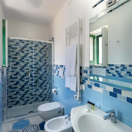 Bed & Breakfast Caruso 2*
