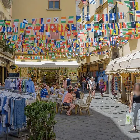 Bed & Breakfast Caruso 4*